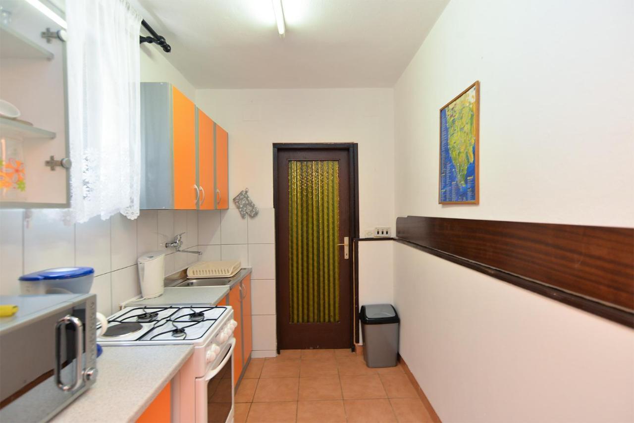 Apartment Dulijana 2042 Pula Exterior foto